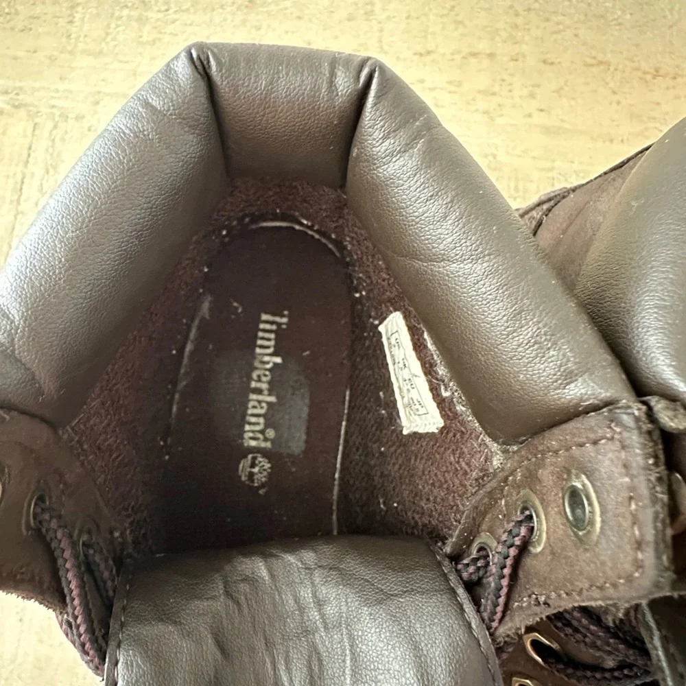 Timberland Kids Leather  Coffee Brown Embroidered Classic‎ Boots Size 2